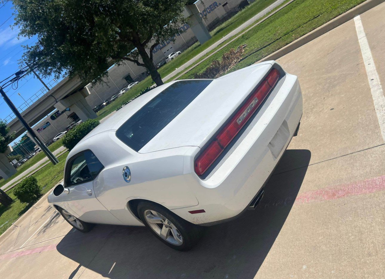 2014 Dodge Challenger . SXT Coupe 2D